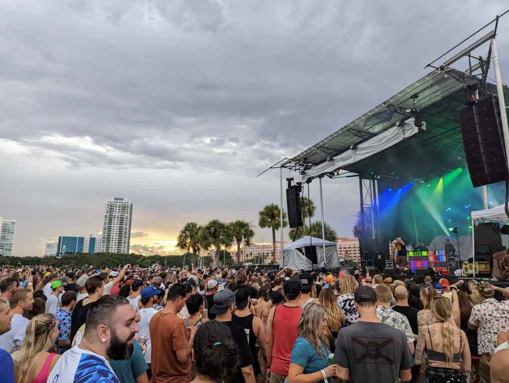 Community Concert to Support Hurricane-Affected Beach&nbsp;Workers