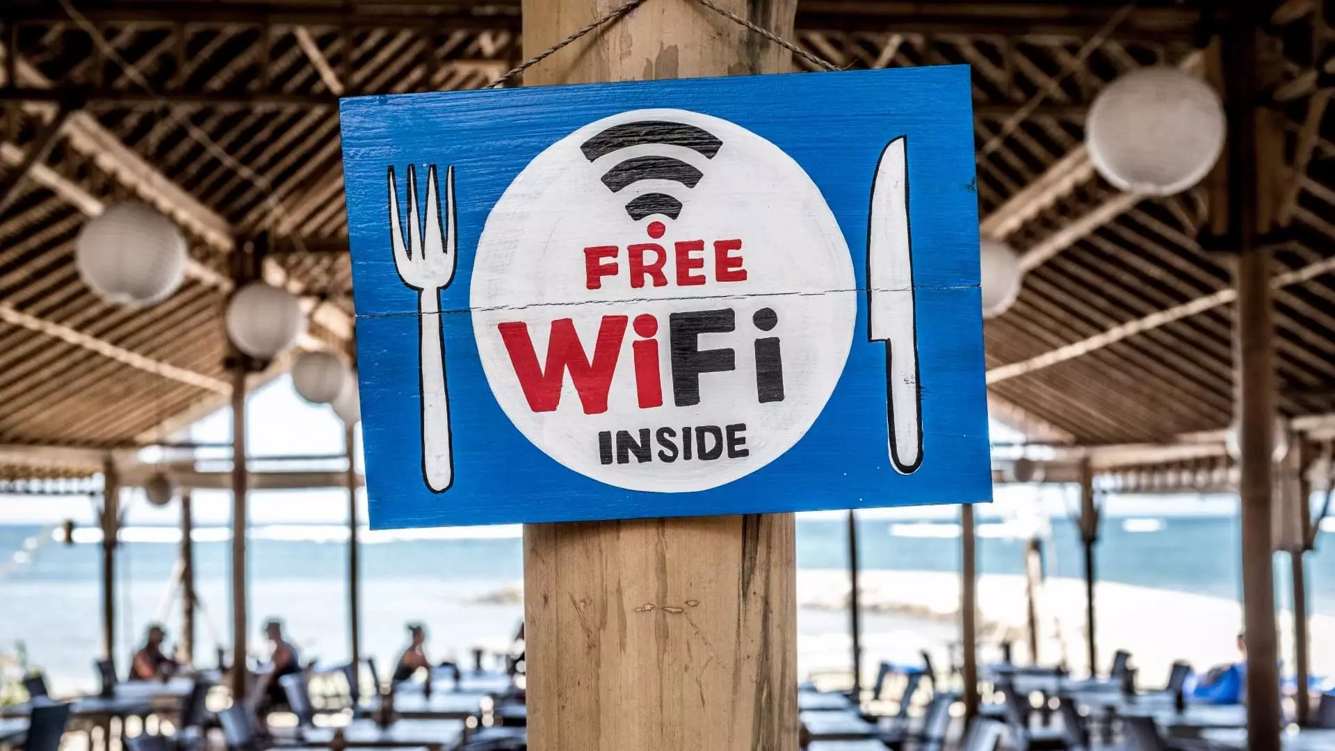 Florida Attorney General Warns of ‘Evil Twin’ Scam Targeting Public Wi-Fi Users
