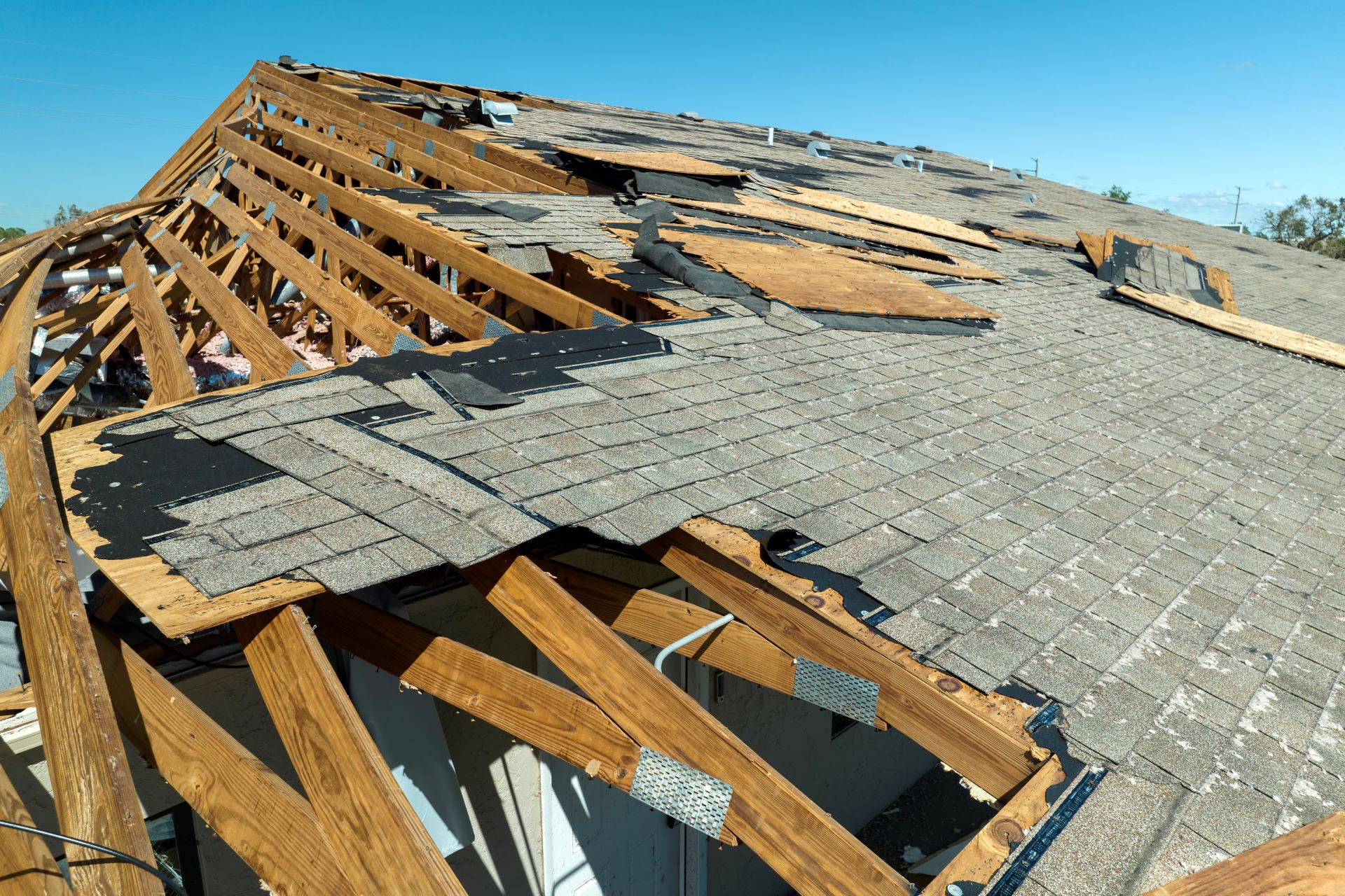 5 Days Left to Apply for Free Roof Protection Program for Florida Hurricane Victims