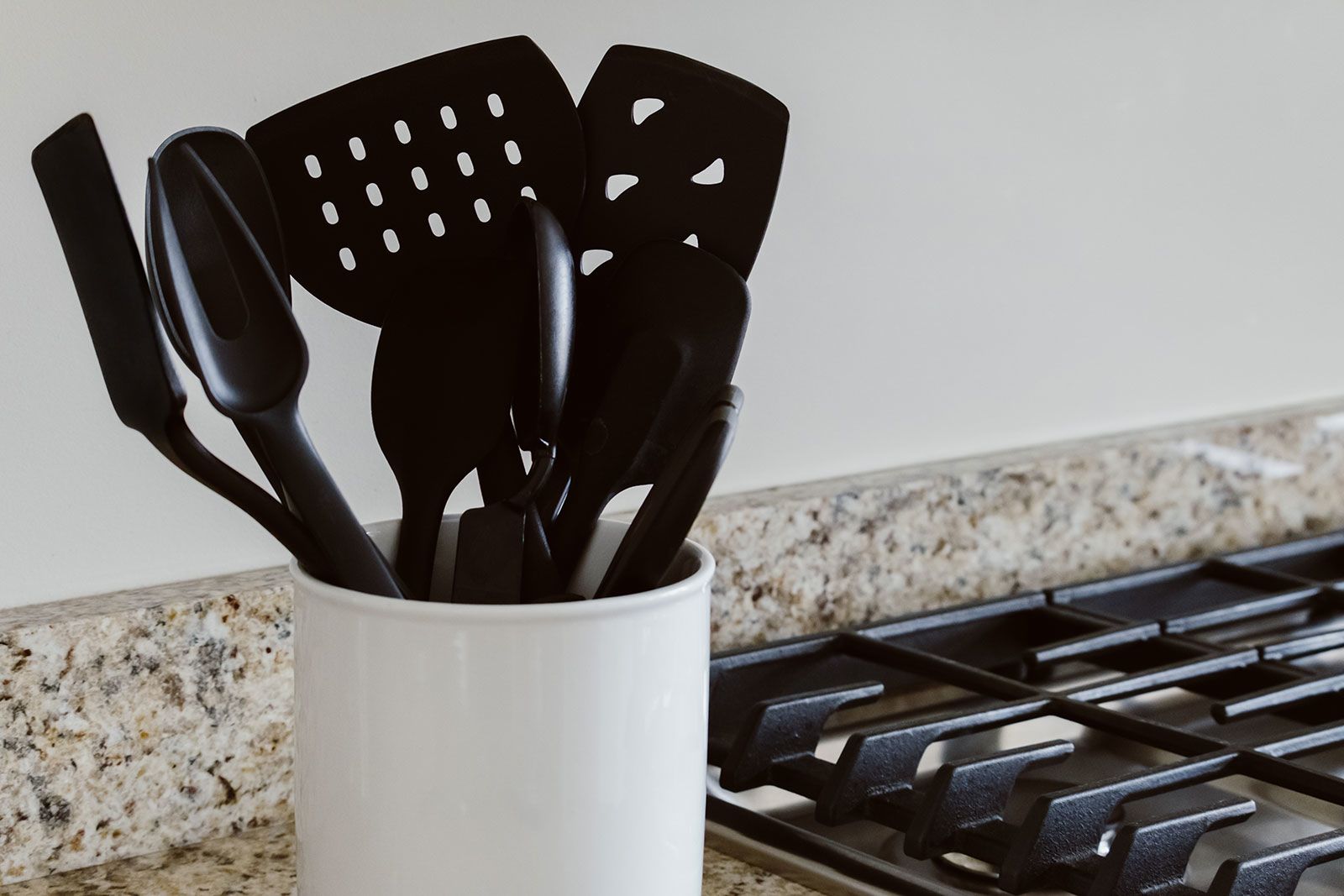 Researchers Warn of Toxic Black Plastic in Florida Kitchens and Kids’ Toys