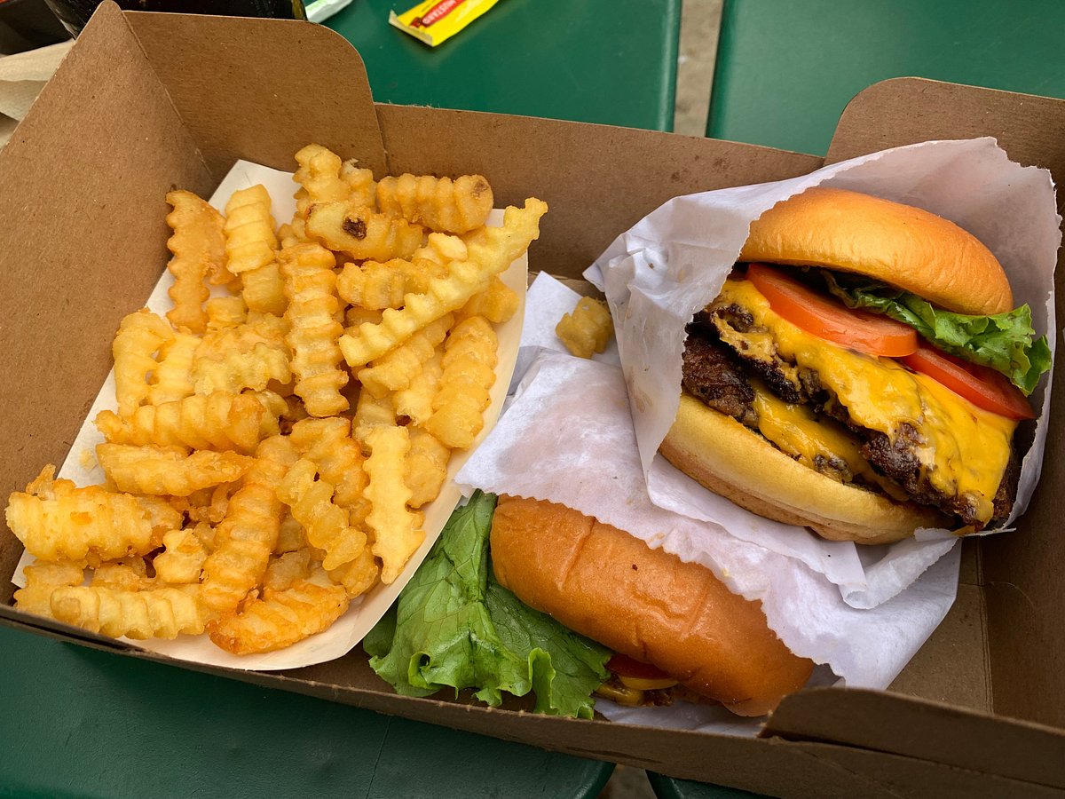 Shake Shack Expands to International Plaza in Tampa