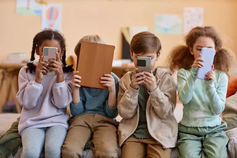 USF Researchers Launch 25-Year Study on Digital Media’s Impact on&nbsp;Kids