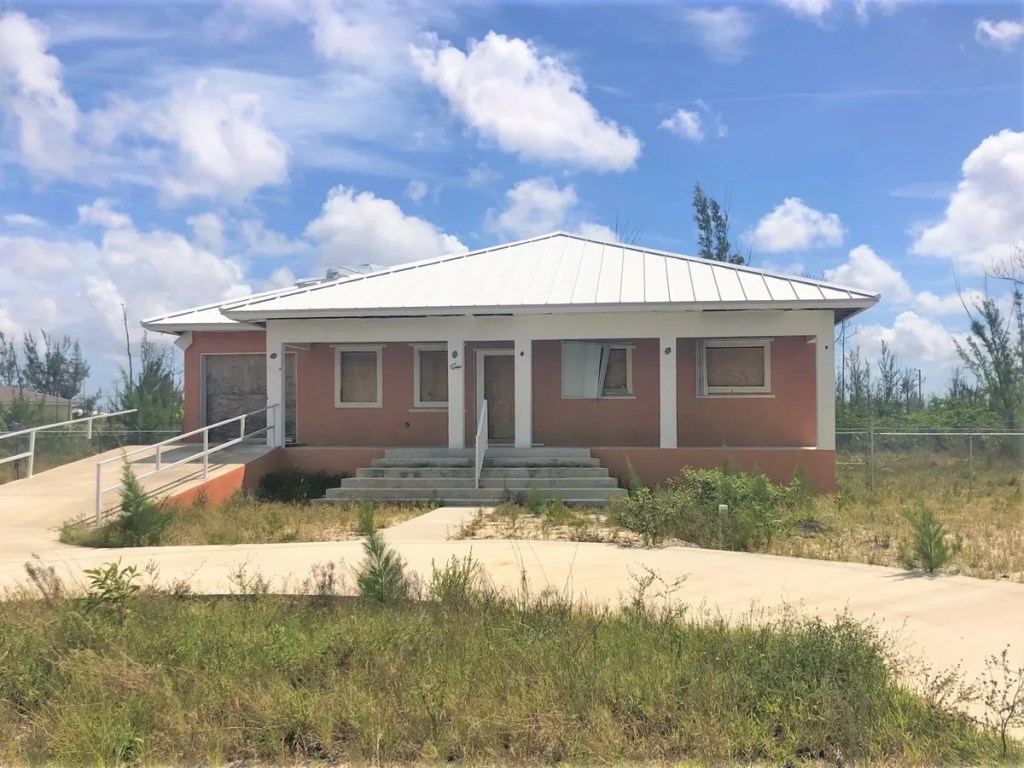 Realtor Warns Buyers to Exercise Caution When Purchasing Hurricane-Damaged Homes