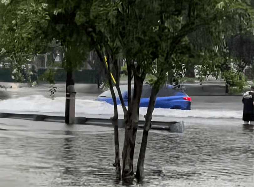 Locally-Crafted Bill Aims to Outlaw Wakes on Flooded&nbsp;Streets