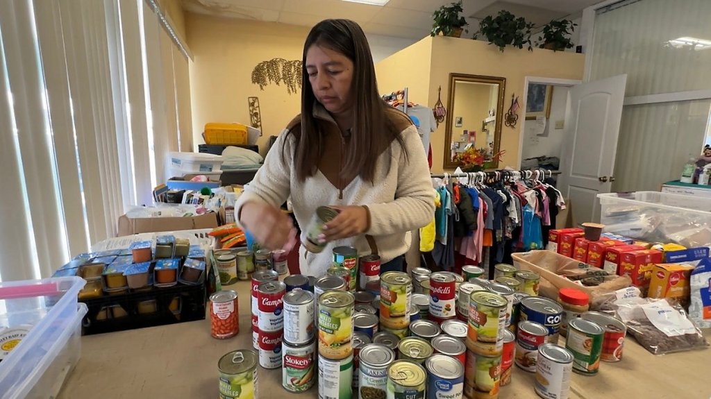 Volunteers Persist in Assisting Hurricane Victims at The Standard Apartments in&nbsp;Clearwater
