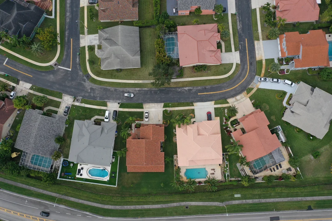 More Florida Homeowners Consider Ditching Property Insurance, New Poll Reveals