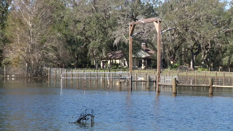 Neighborhood Still Submerged in Hurricane Flood Water 4 Months After&nbsp;Milton