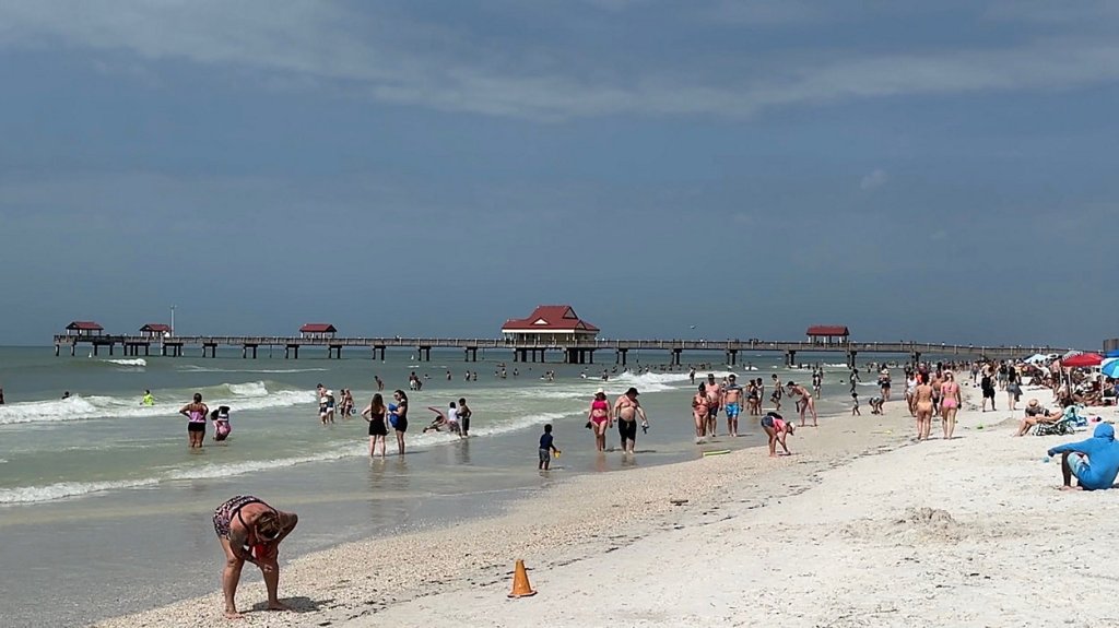 Slow Recovery Worries St. Pete Beach Businesses as Spring Break&nbsp;Unfolds