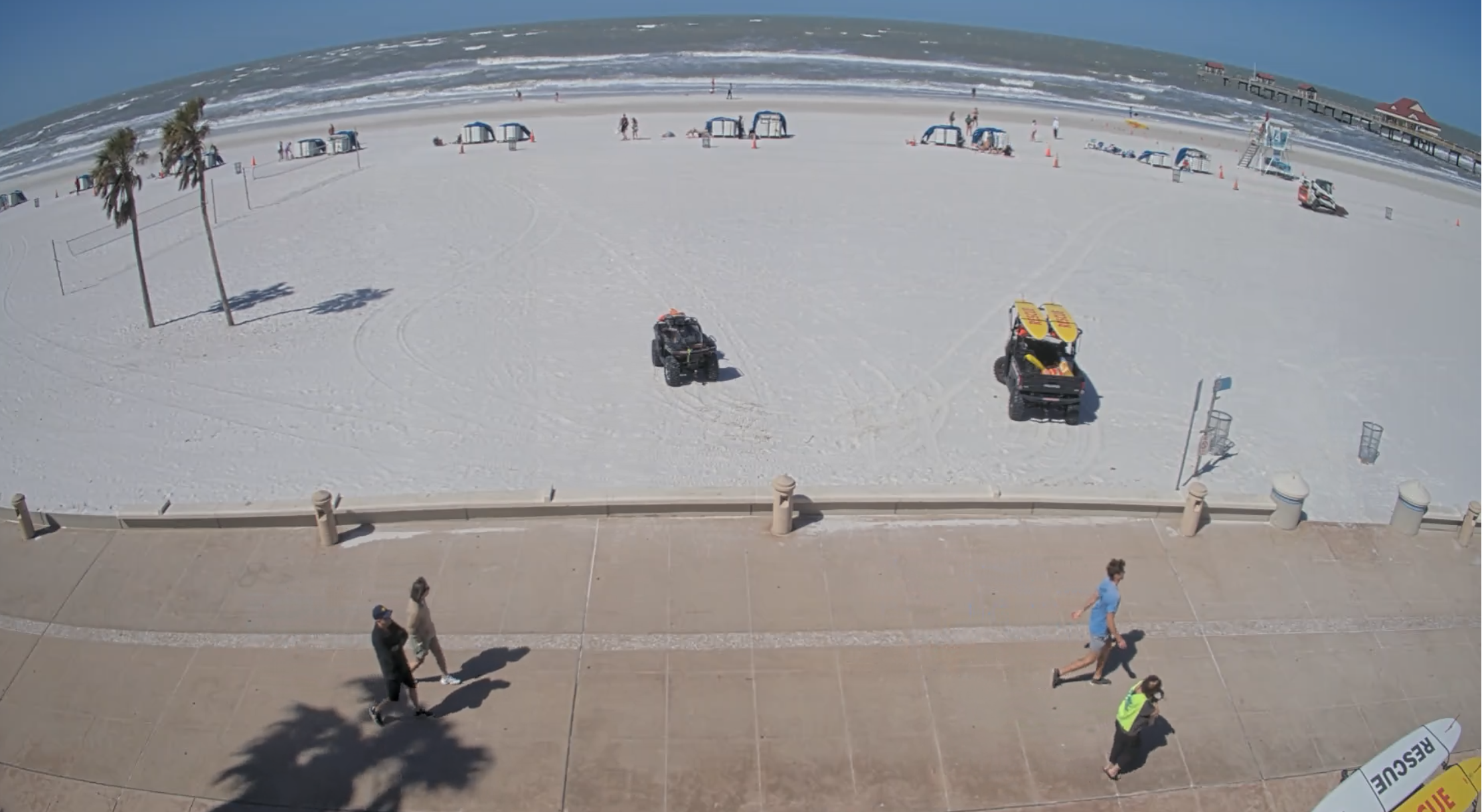 Tourists Flock to Pinellas Beaches Despite Rental Shortage