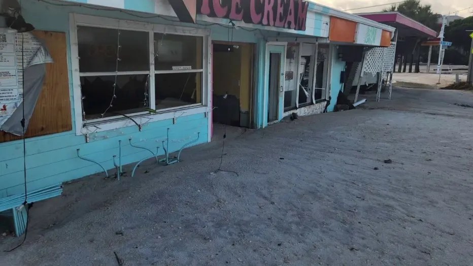 Bradenton Beach Businesses Still Struggle with Permit Delays in Hurricane&nbsp;Aftermath