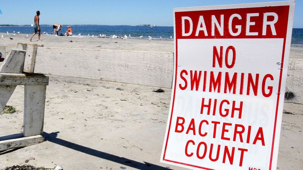 Health Alert Issued for 3 Pinellas Beaches Due to High Bacteria&nbsp;Levels
