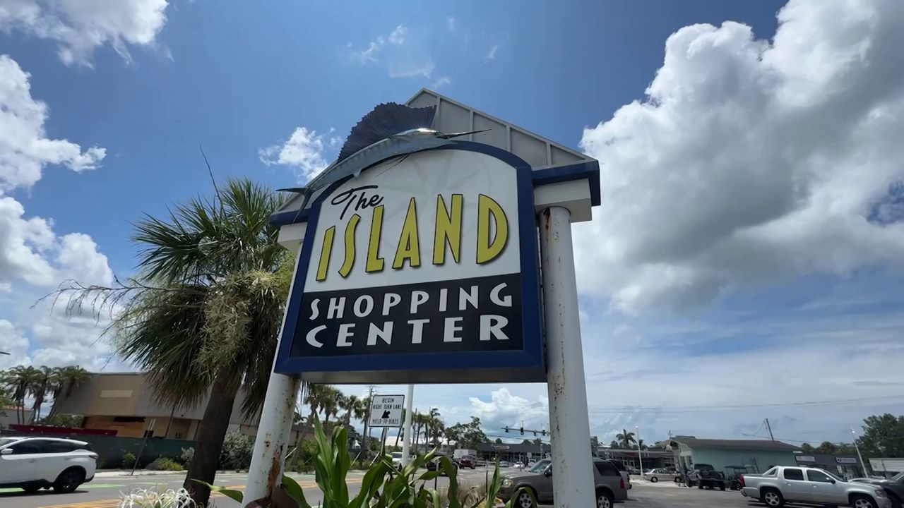 Holmes Beach Plaza Hosts Grand Reopening After Hurricane Recovery