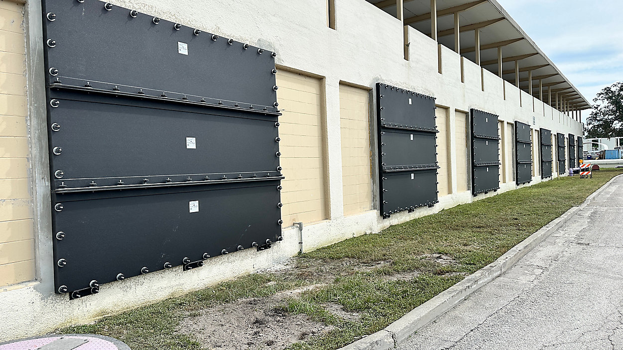 St. Petersburg Installs Flood Panels at Sewer Treatment Plant