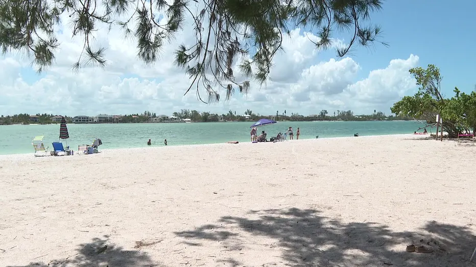 Sarasota County Considers Boating Restrictions Near South Lido Beach