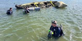 Sarasota Police Remove Derelict Boat After Three Years