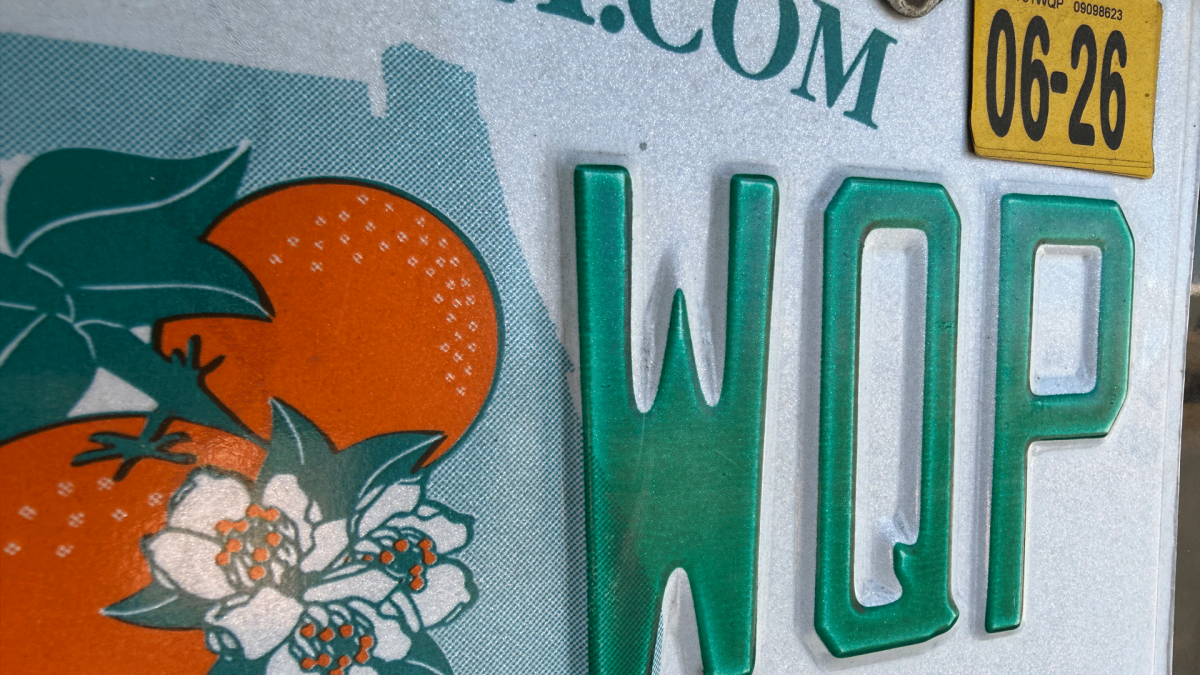 Florida House Committee Advances Bill to Eliminate Vehicle Registration Stickers