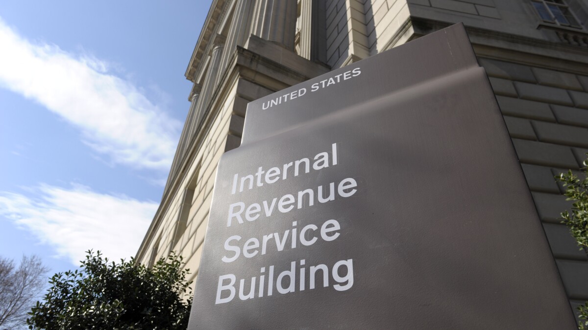 IRS Reminds Taxpayers of Overlooked Earned Income Tax Credit