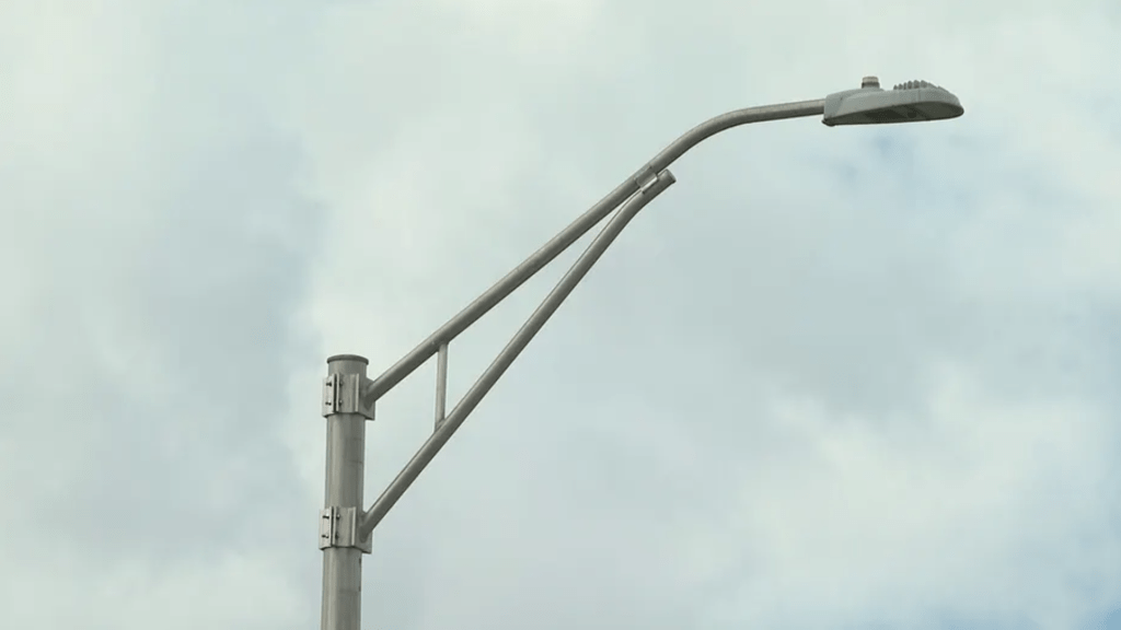 Copper Wire Thefts Leave Manatee County Roads Dark, Cost Taxpayers Over&nbsp;$200,000