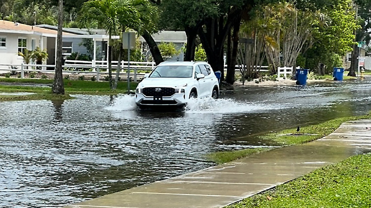 Shore Acres Residents Weigh In on $32 Million Flood Mitigation Plan