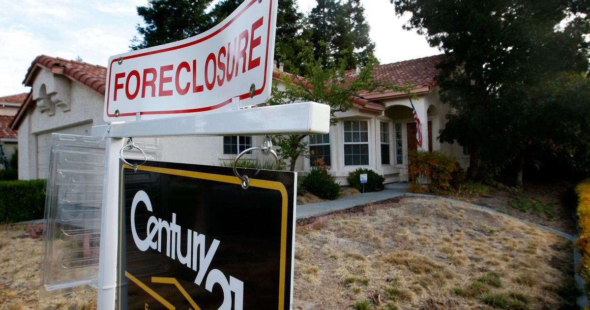 Florida Foreclosures Surge Past Every Other State as Homeowners Feel the Squeeze